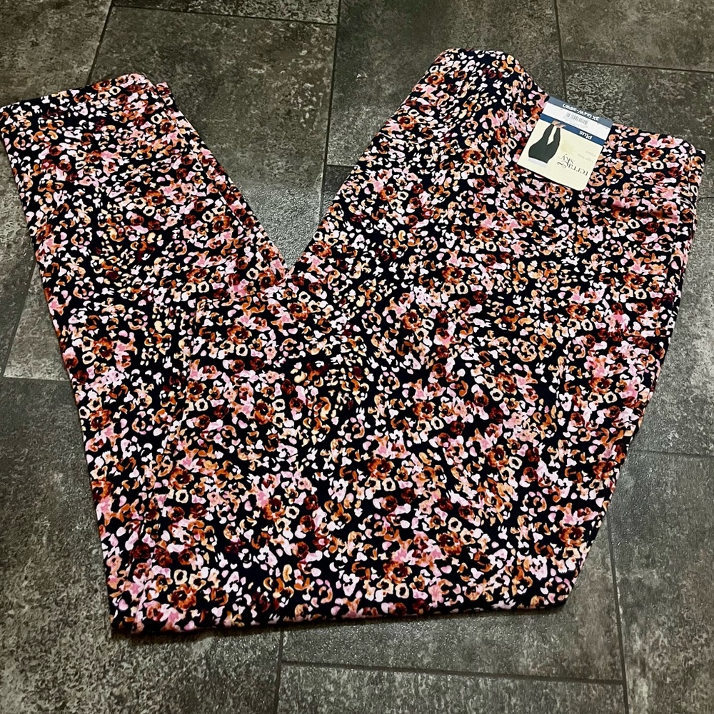 Sold on offerup* New! Terra & Sky Floral Print High Rise Fitted Leggings - Picture 1 of 3